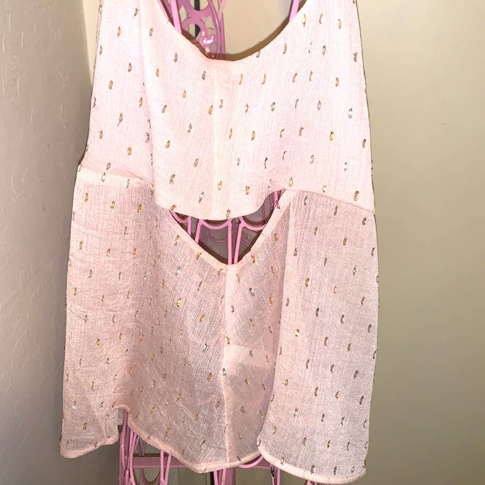 🎁Like New Express Women's Blush Pink Metallic Camisole #008634086- Medium (8-10) - Picture 16 of 16
